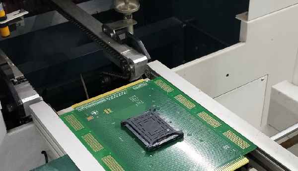 SMT貼片加工中波峰焊溫度與時間的關系